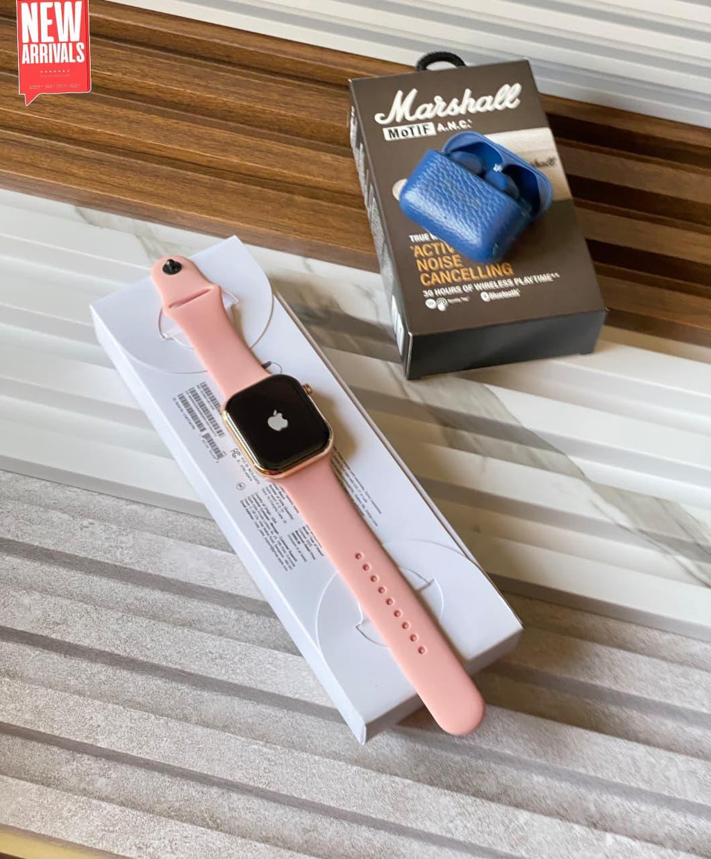 🔥 Apple Series 11 Style Smartwatch + Marshall Motif Earbuds Combo (2026) – AMOLED Display, Wireless Charging & HD Bass 💥
