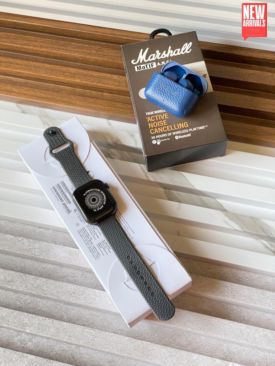 🔥 Apple Series 11 Style Smartwatch + Marshall Motif Earbuds Combo (2026) – AMOLED Display, Wireless Charging & HD Bass 💥